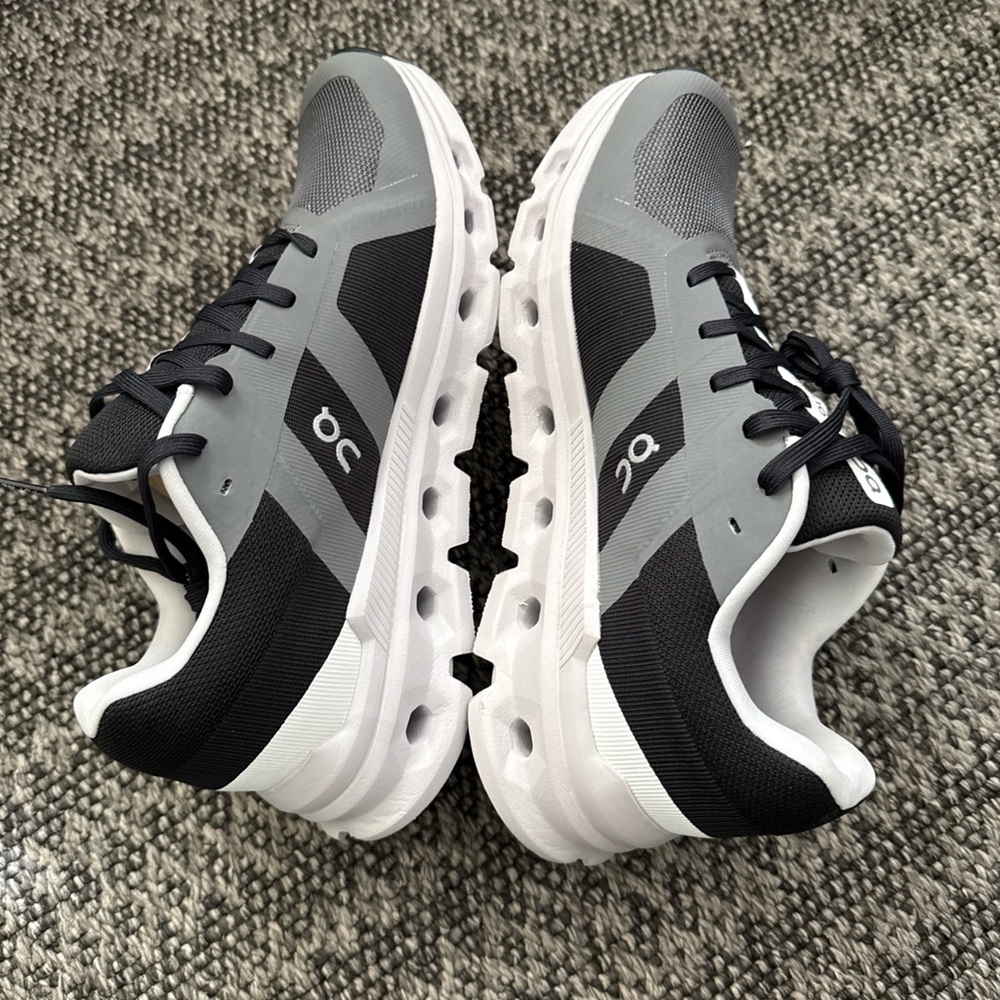 On Cloud Cloudrunner Running Shoes Grey Black Wom… - image 6